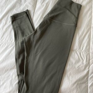 NWOT lululemon leggings align 25 size 4